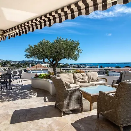 Luckey Homes - Boulevard Leader Apartment